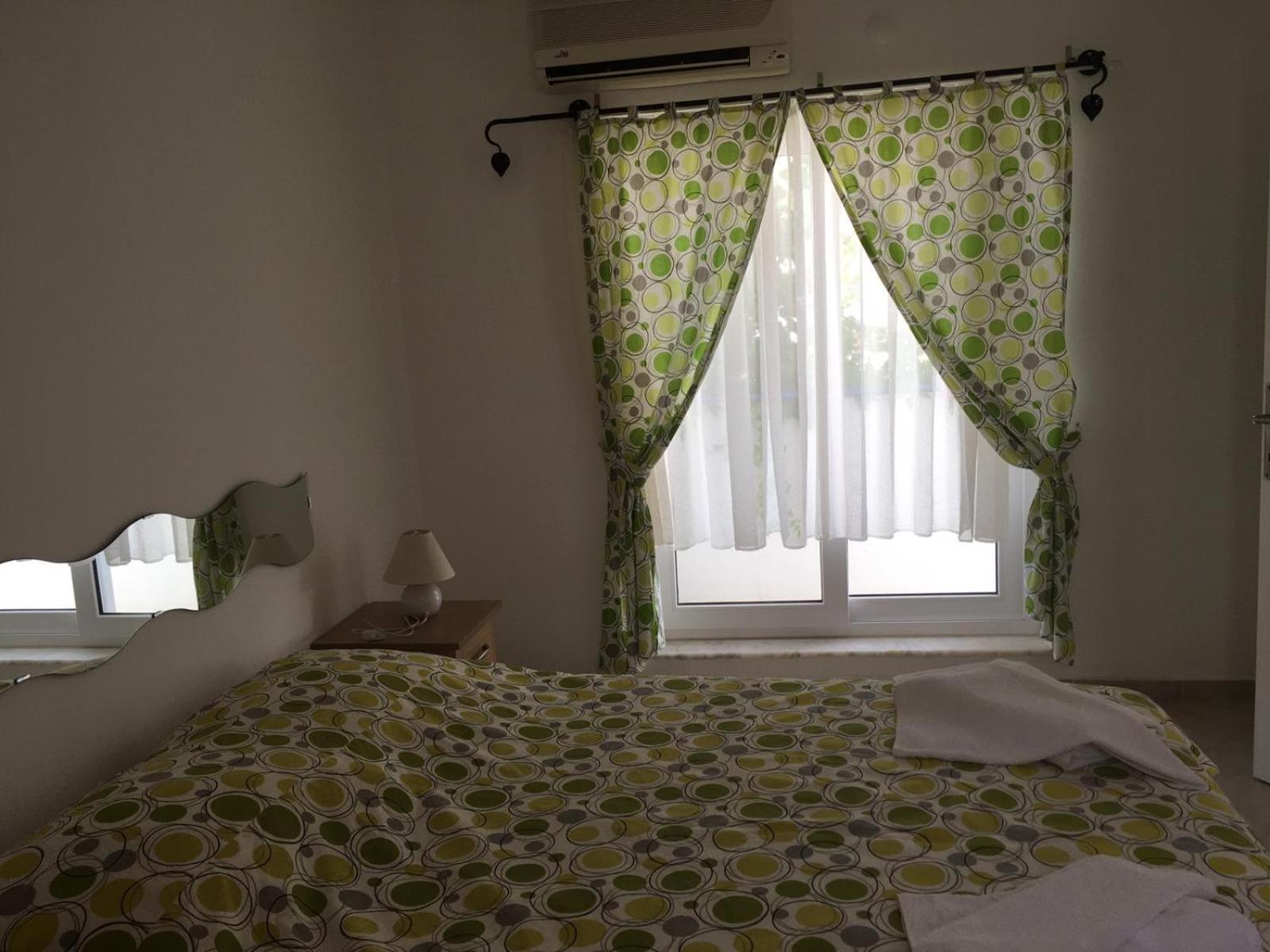 Yilmaz Hotel ออร์ทาเคนท์ ภายนอก รูปภาพ