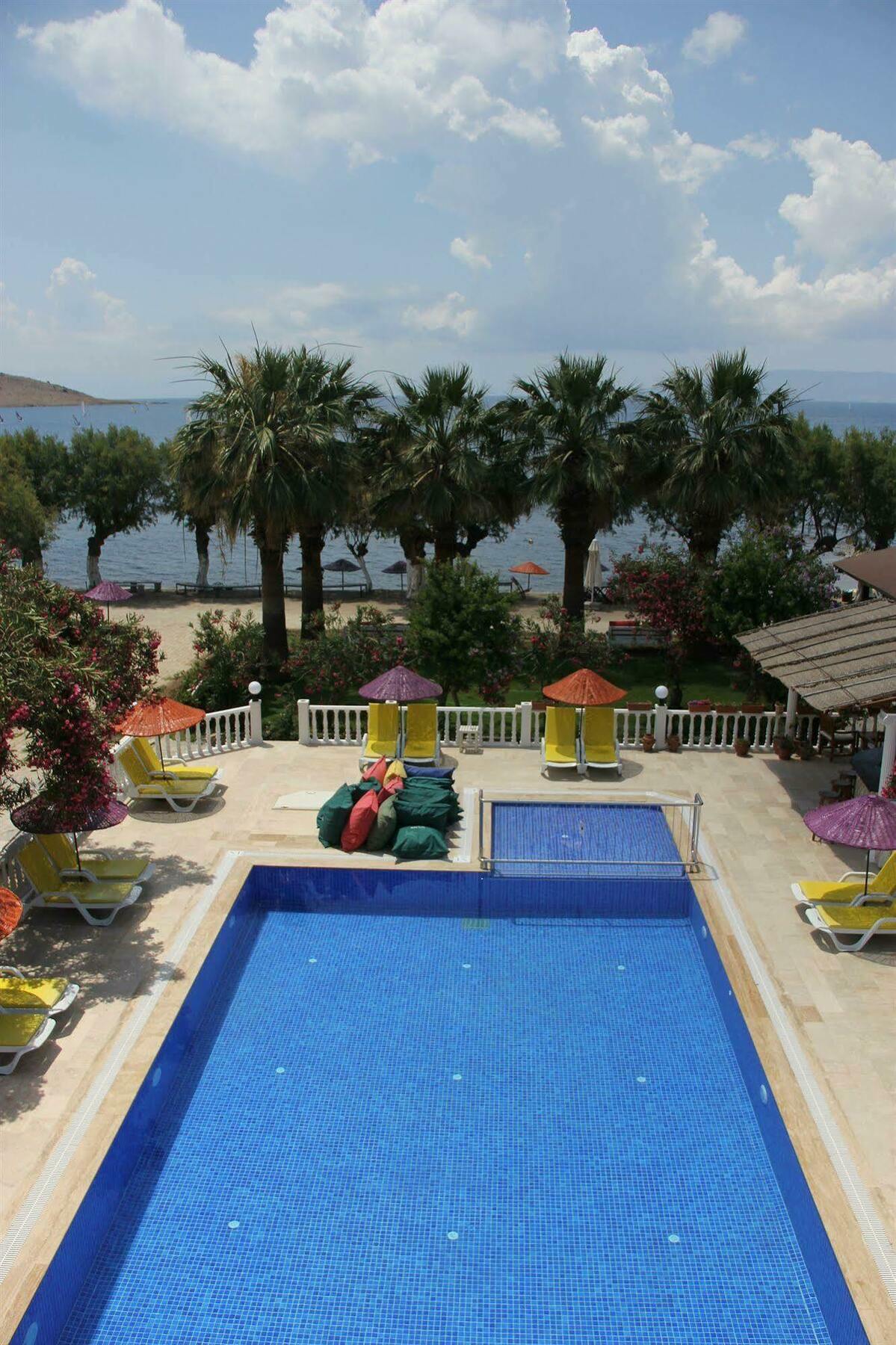 Yilmaz Hotel ออร์ทาเคนท์ ภายนอก รูปภาพ
